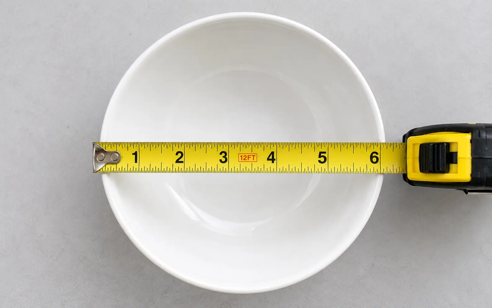 Standard cereal bowl with a diameter close to 6 inches Standard cereal bowl with a diameter close to 6 inches
